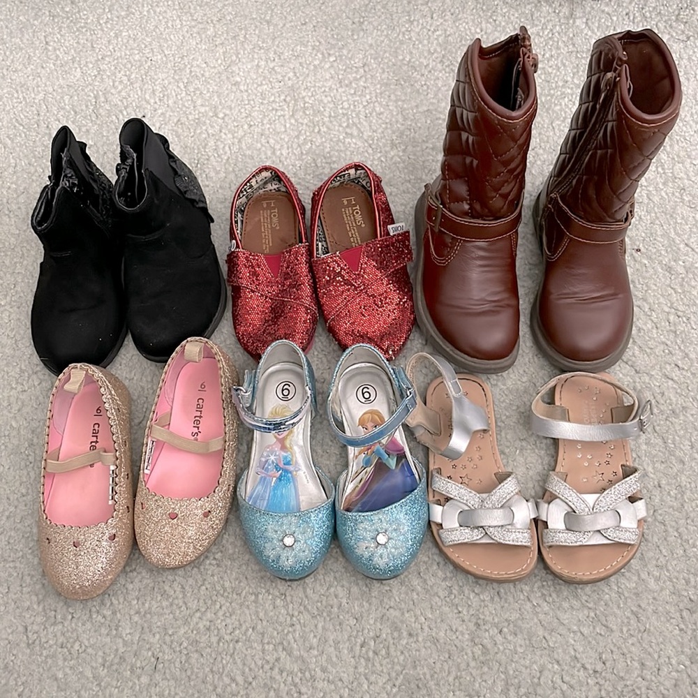 Girls shoe bundle lot size 6: Carter’s, Toms, Target, Kohls, Harper Canyon